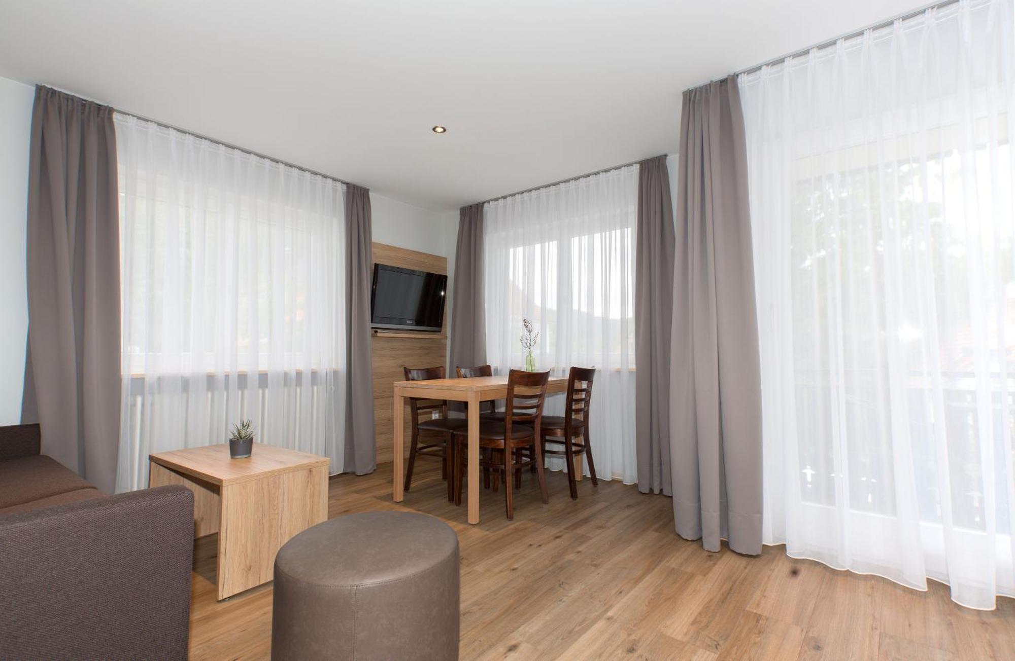 Appartements 'In Vino Veritas' Haslach im Kinzigtal Exterior photo